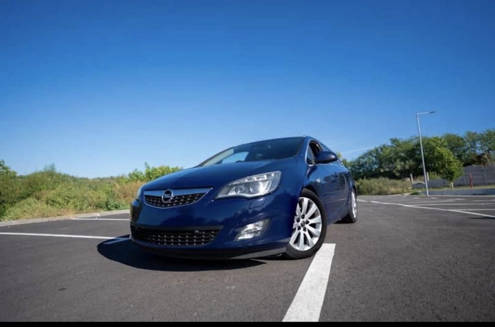 Opel Astra J Sport Tourer