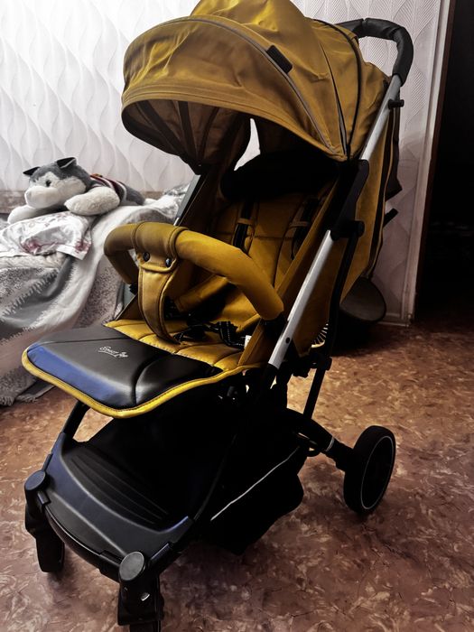 Коляска прогулочная