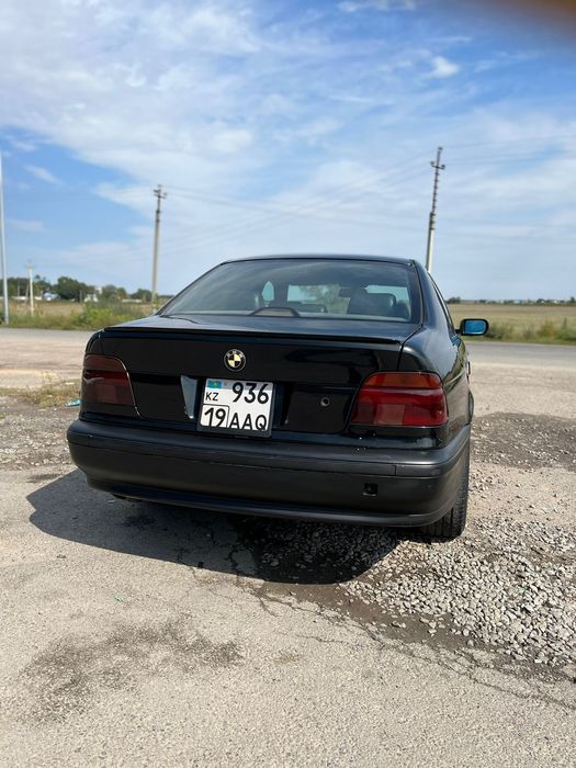 BMW 528 i 350 сил
