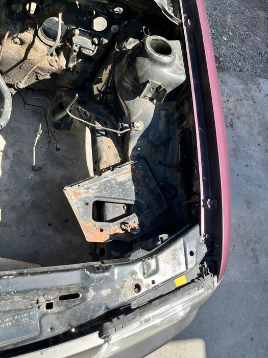 Опель вектра А морда, ноускат, фар, бампер