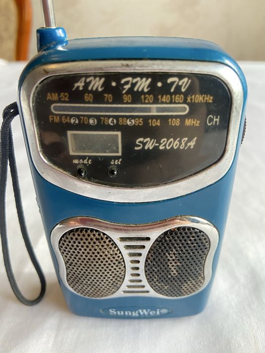 Радио мини на батарейках