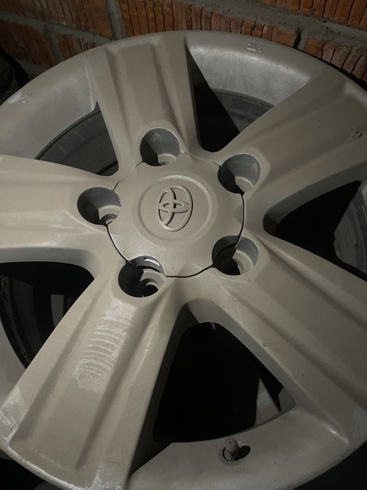 оригинал диски на крузак 200 R18
