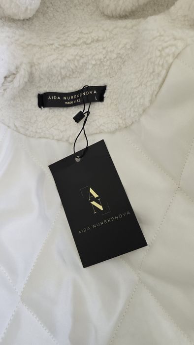 Продам шубу белого цвета