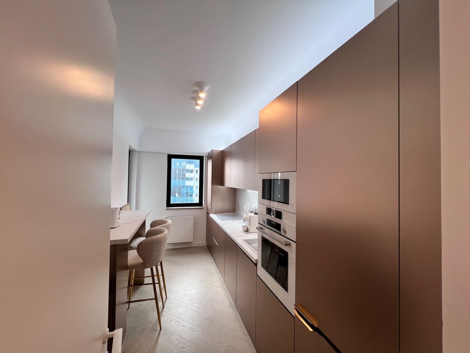 Cortina North | 2 camere ultra-modern | Etaj 8 | Balcon generos + parcare
