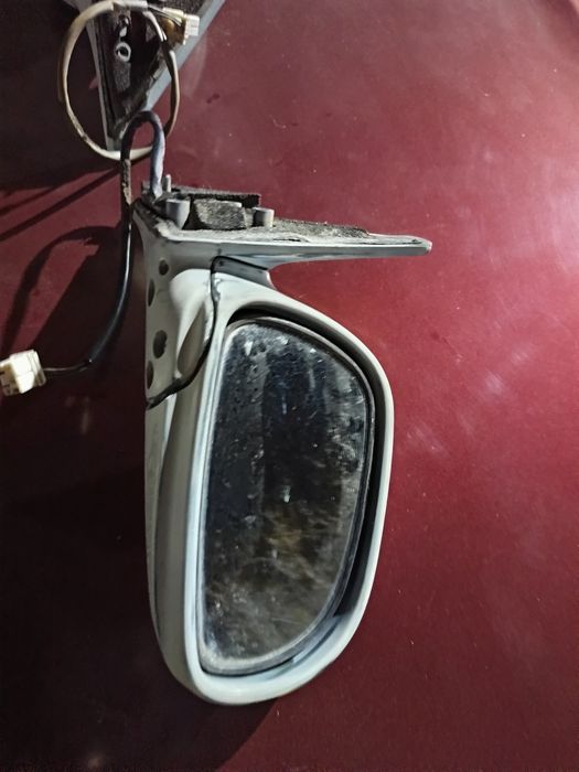 Боковые зеркала Мазда кронус