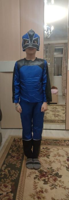 Продам костюм Синий морфер