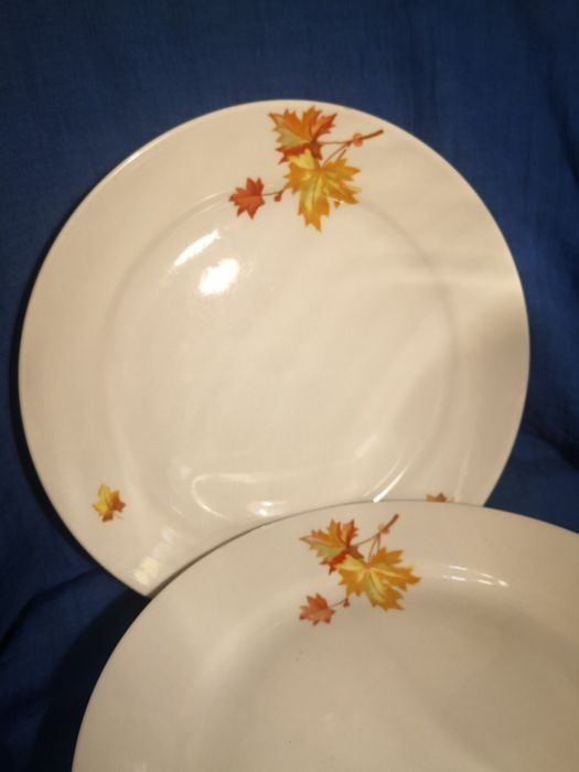 Тарелки. Дулево. Кленовый лист. Из СССР. Ретро.
