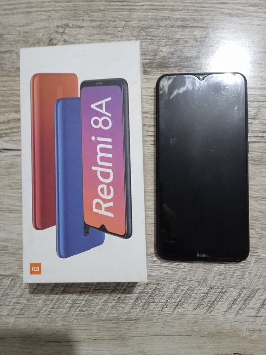 Продается телефон REDMI 8A