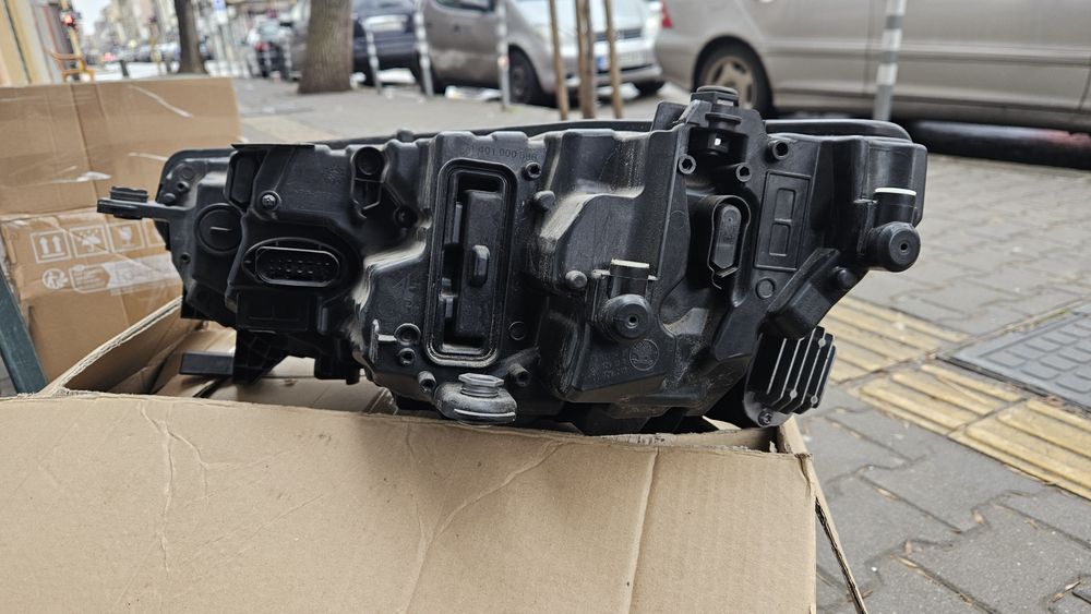 Десен Фар LED за Skoda Octavia/Скода октавия 4