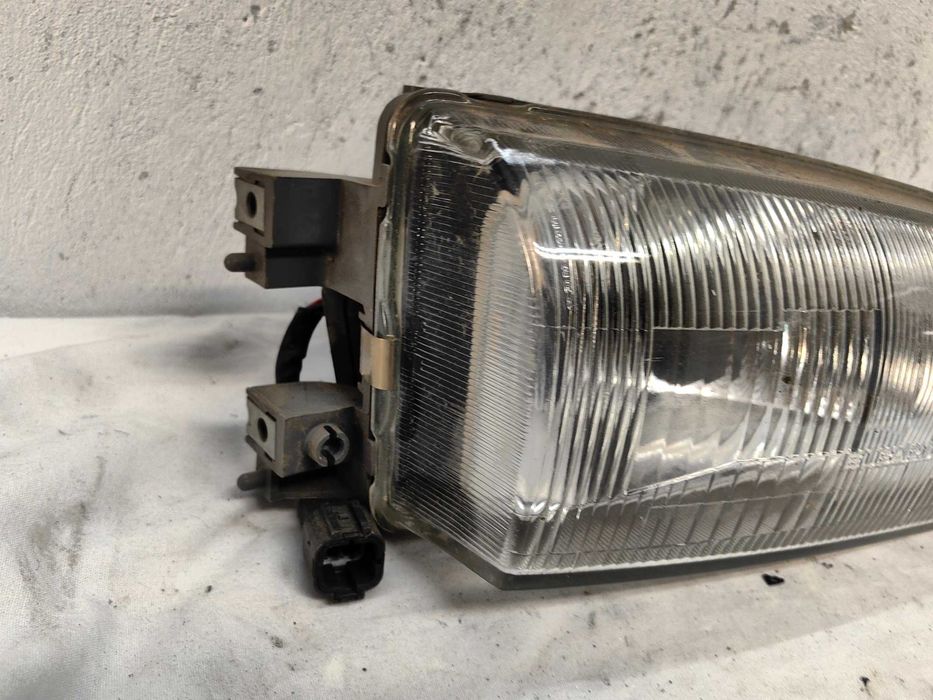 Оригинален фар Субару  Subaru Impreza 92-01