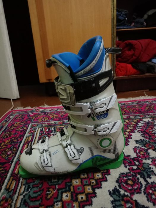 Продавам скиорска обувка Salomon Xmax 120