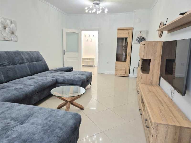 Дава се под наем Тристаен апартамент в София, Овча купел 2 - 100 кв.м за 887 € - Снимка #1