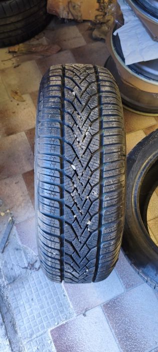 Гуми единични бройки 195 65  235 45