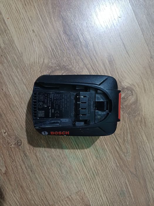 Baterie Bosch 18v 5A in stare foarte buna