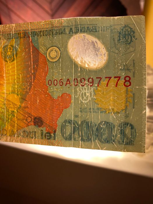 Bancnota 2000 lei vechi