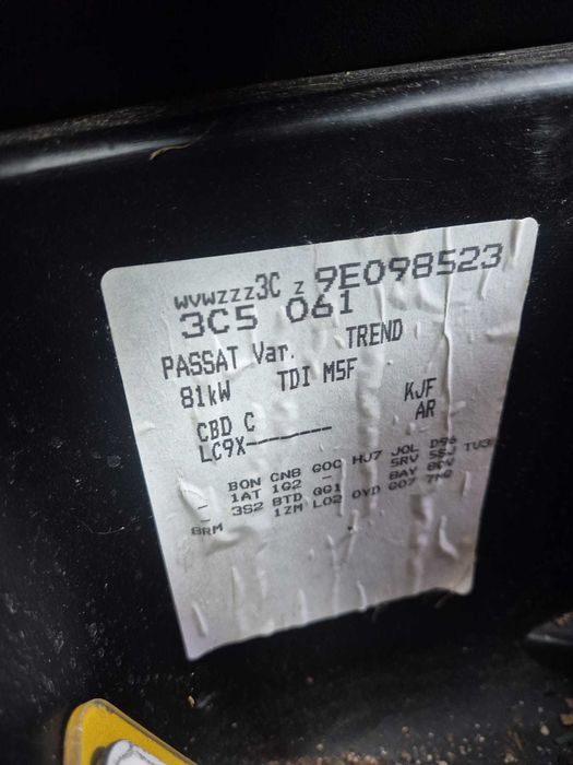 Dezmembram Volkswagen Passat B6 2.0 CBDC Capota/ trager/aripa