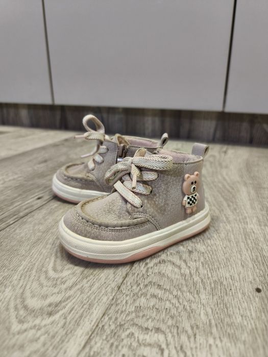 Ботиночки детские