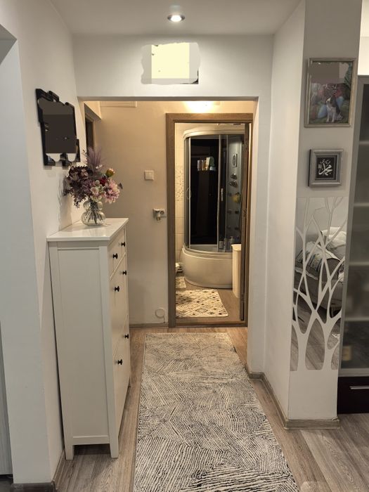 Apartament 3 camere,2 bai,parter-zona CET,Constanta