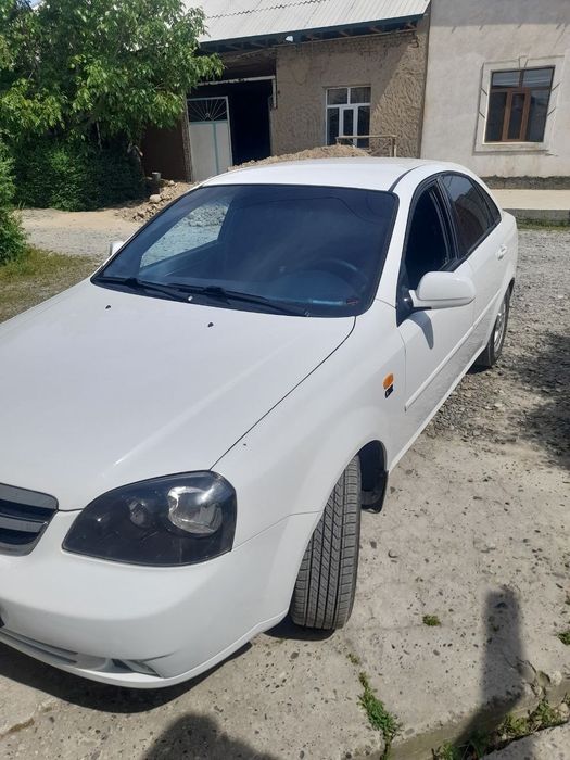 Chevrolet Lacetti / Gentra 2010