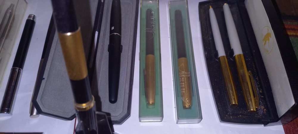 Продаю коллекцию ручик