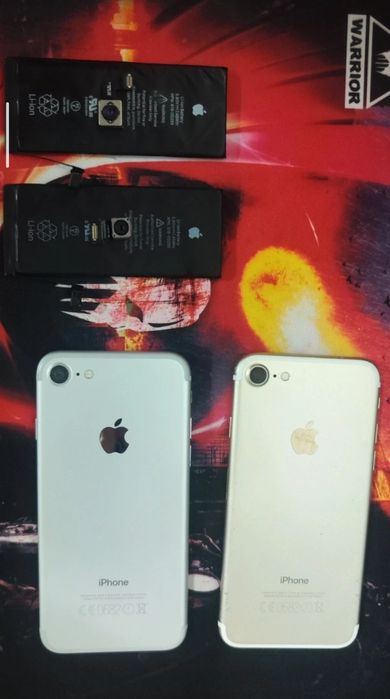 Vând iPhone 7+ 2 carcase 2 baterii și 2 camere