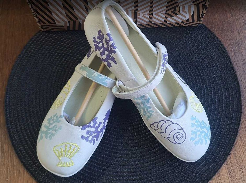 Нови  боси (barefoot) обувки/балерини Camper Twins - н.38