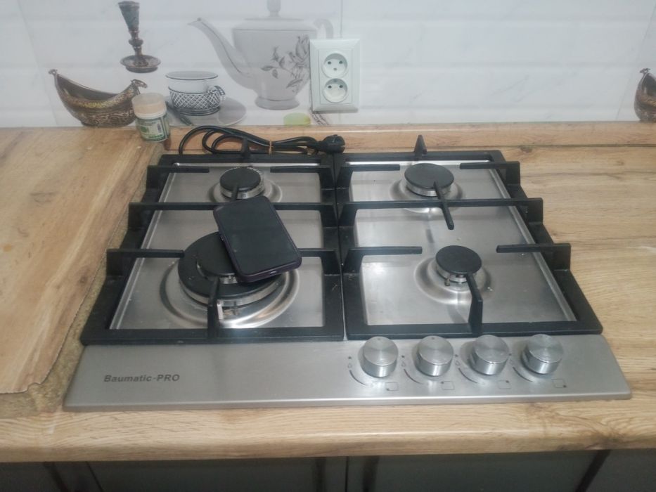 Продам кухонный гарнитур