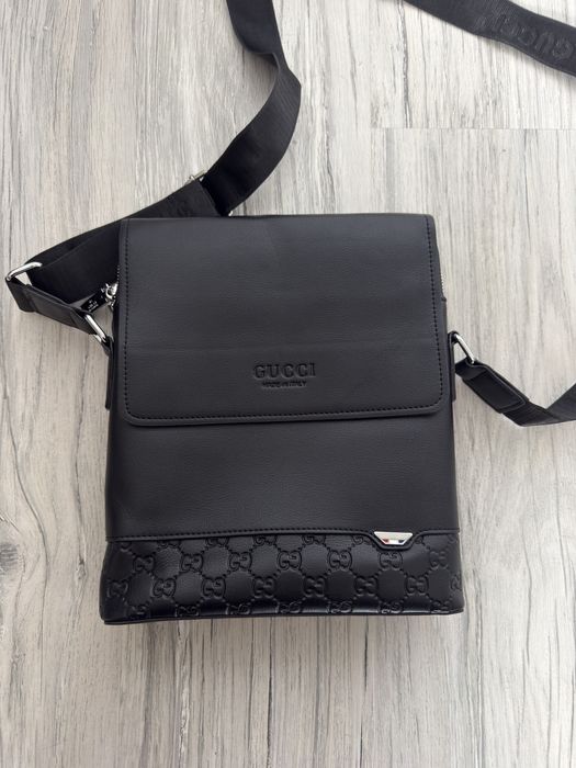 Мъжка кожена чанта GUCCI