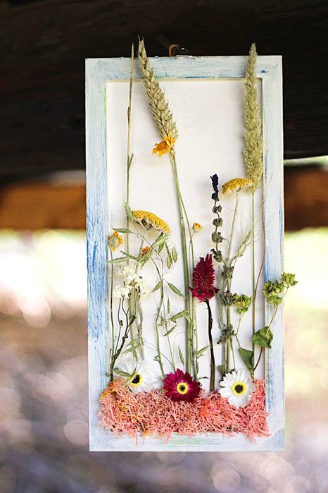 Пана и букети от сухи цветя