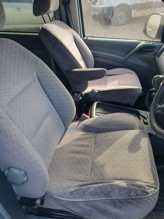 Dezmebrez mercedes vito