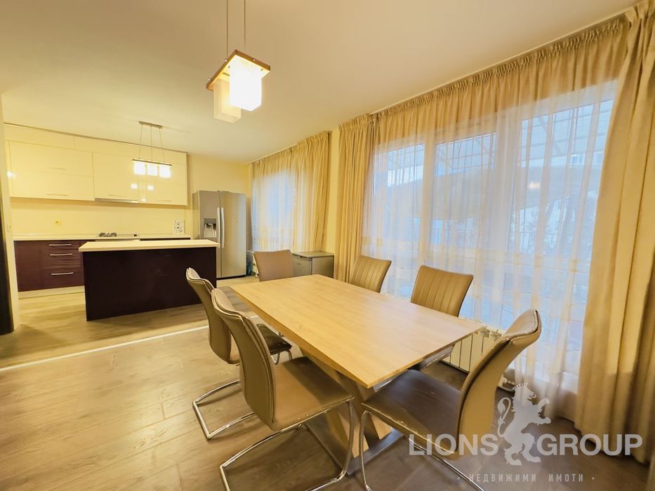 Продава се Многостаен апартамент в Варна, Кайсиева градина - 166 кв.м за 983 €/кв.м - Снимка #2