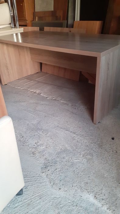 Vând mobilă de sufragerie și bucătărie