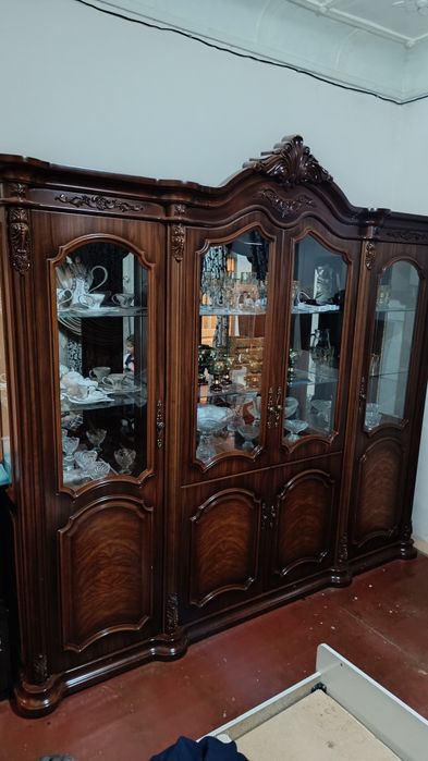 Mebel sotiladi ideal holatda