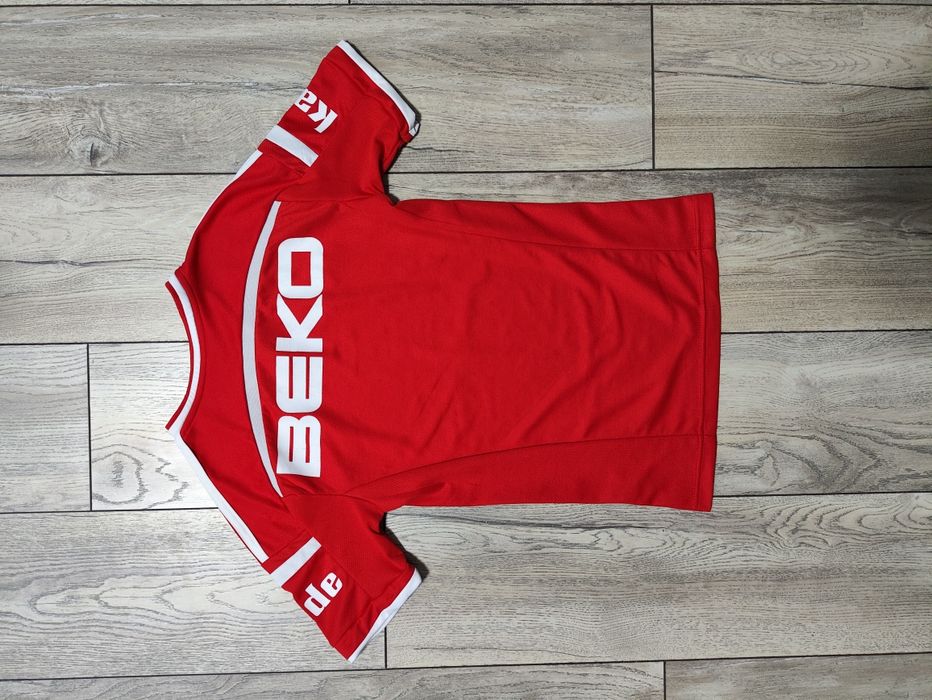 Besiktas 14/15 Third kit, 11-12y, Good condition