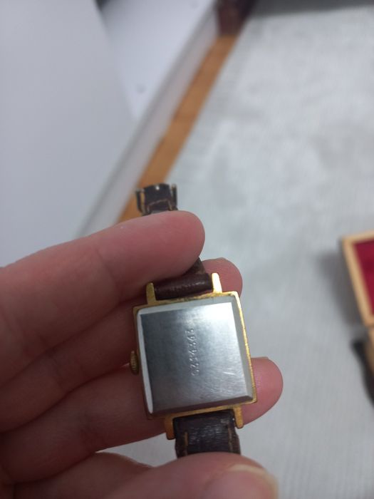 Часы и медальон ЗАРЯ