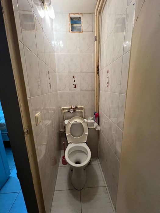 Продаем свою трех-комнатную квартиру в центре города Ц-5