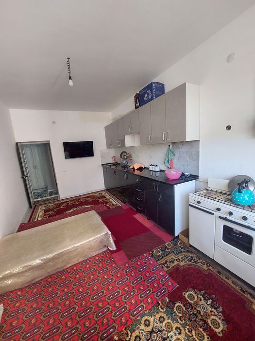 1 ханалы квартира ижарага бериледи