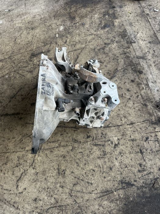 Кутия ръчна F17 за Опел Зафира 1.8i - Z18XER,A18XER