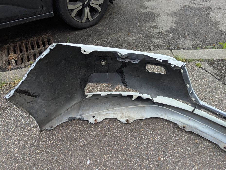 Bara față Nissan Leaf 2019