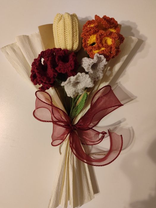 Ръчно изплетени цветя - Handmade flowers - За всякакви поводи