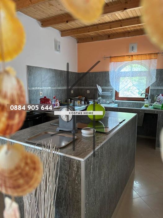 Къща в Варна, област-с.Приселци площ 200 цена 180000