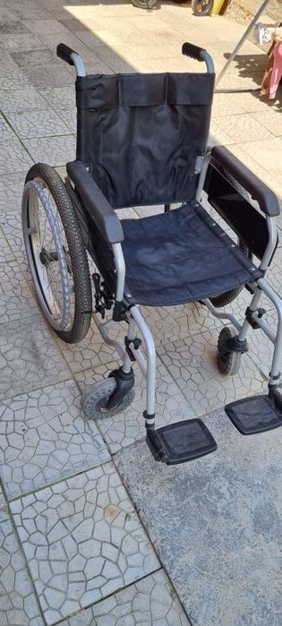 Инвалидная коляска
