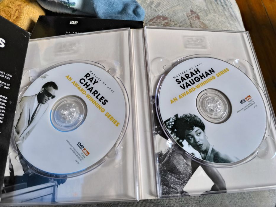Музикален бокс с 5 dvd jazz внос Холандия нов