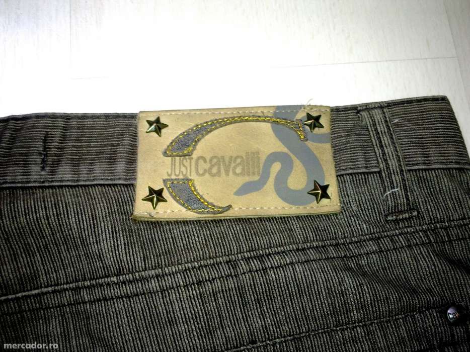 Reiați Just CAVALLI