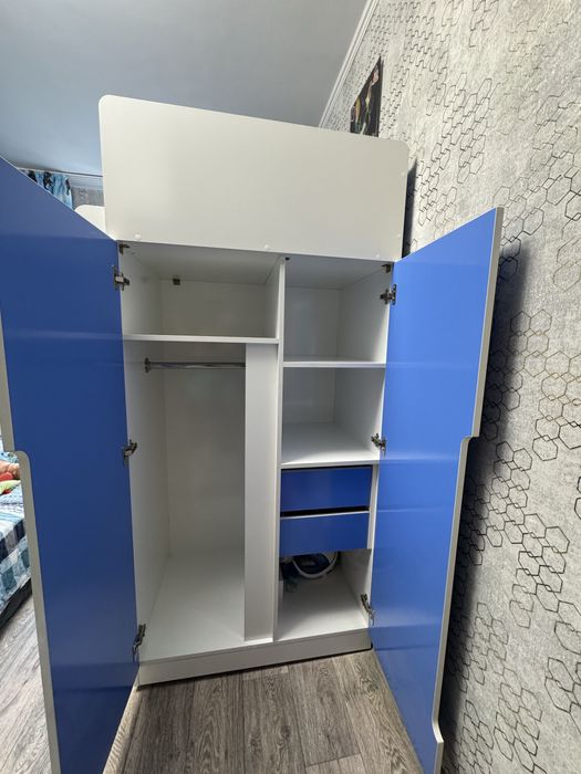 Кровать чердак со шкафом +стол+ матрас