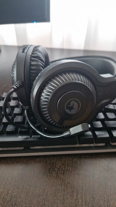 Tastatura si casti noi gamming cu lumini