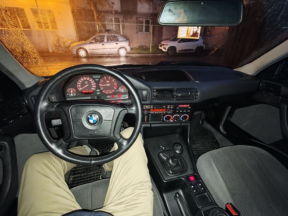Bmw e34 original totul pe ea