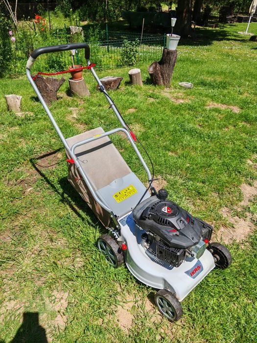 Mașina de tuns iarba/gazon Ikra 1040TL - impecabila