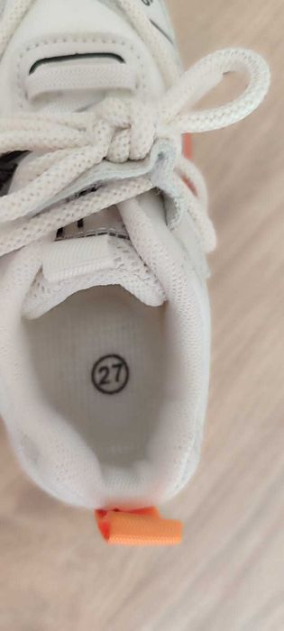 Кроссовки детские