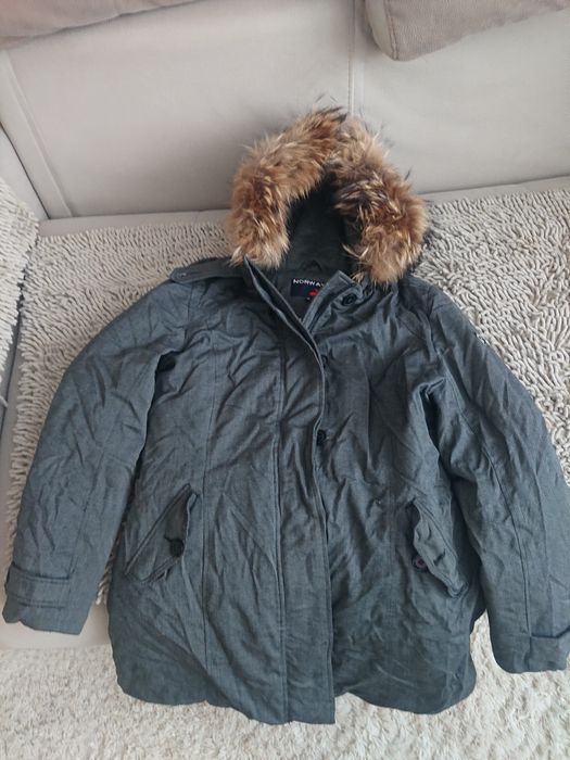 Парка женская...